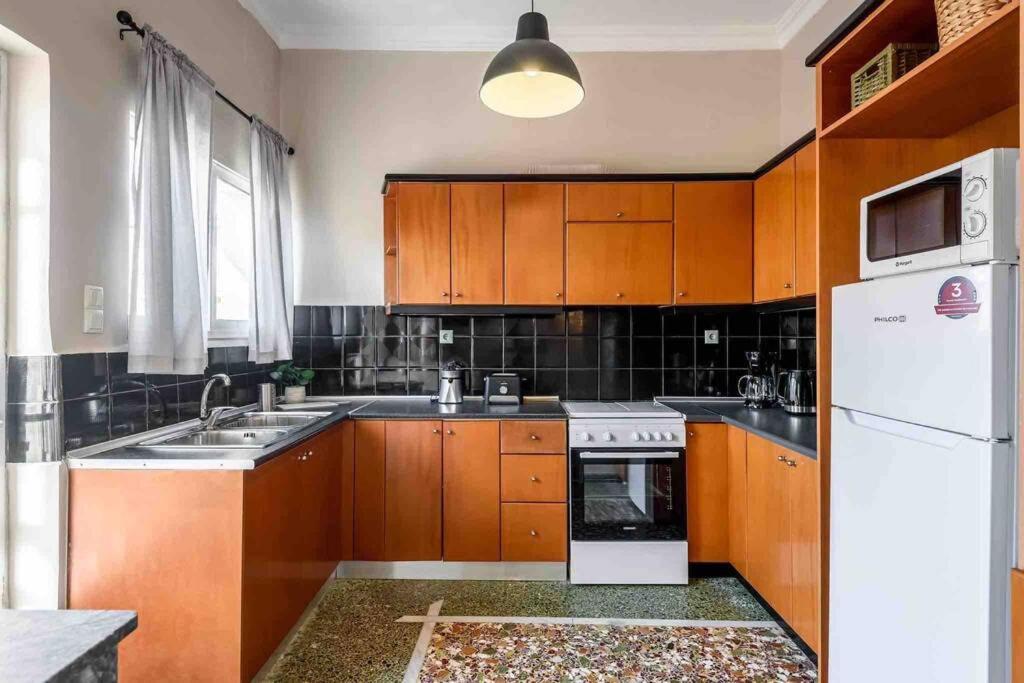 Emmanuel'S Cozy House Apartment Ханя Екстериор снимка